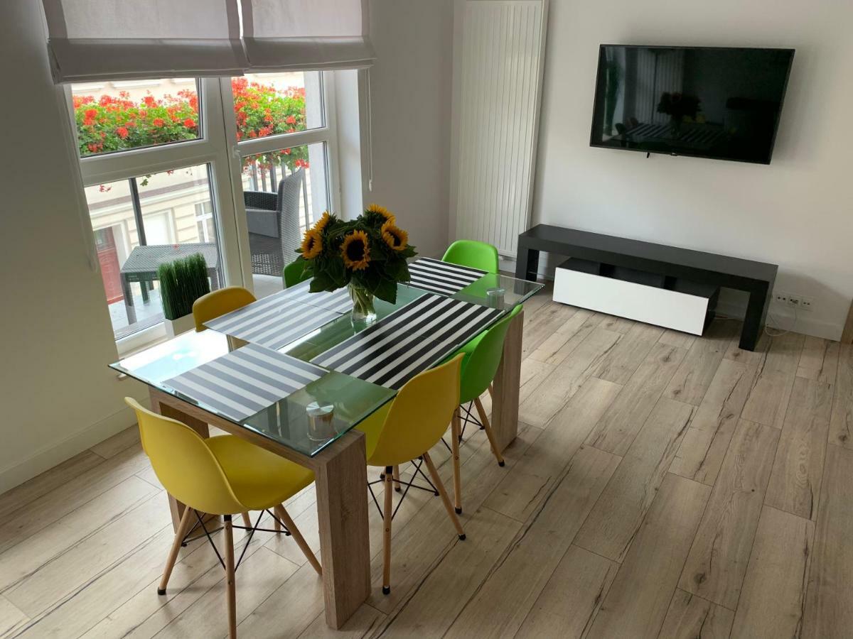 Chillout Polna - Parking Apartment พอซนาน ภายนอก รูปภาพ